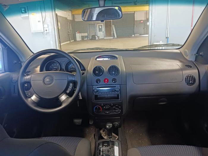 Used 2006 Chevrolet Aveo LS FWD image 32