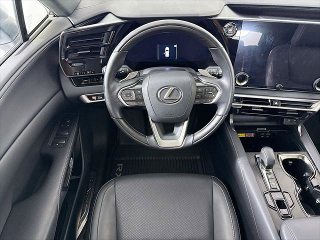 Certified 2025 Lexus RX 350 Premium w/ Accessory Package FWD image 10