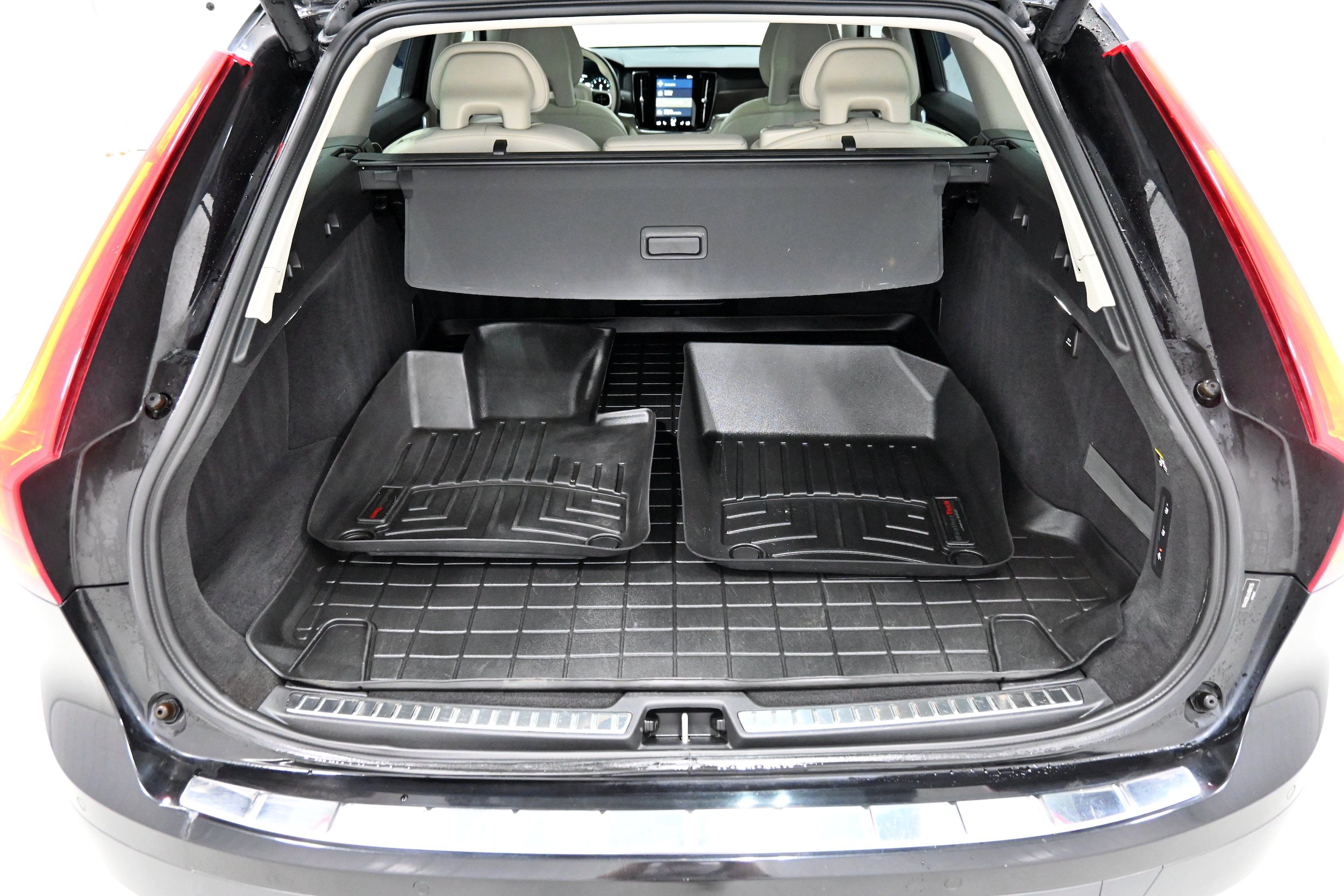 Used 2018 Volvo V90 T6 Cross Country w/ Convenience Package AWD/4WD image 33