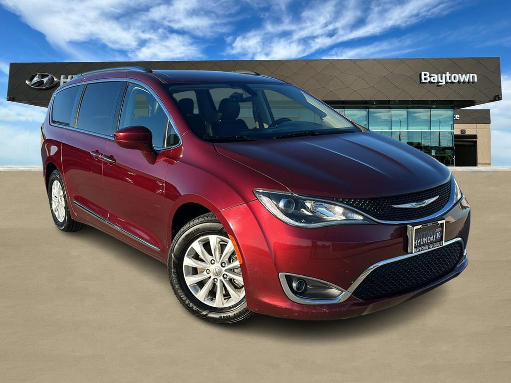 Used 2019 Chrysler Pacifica Touring-L