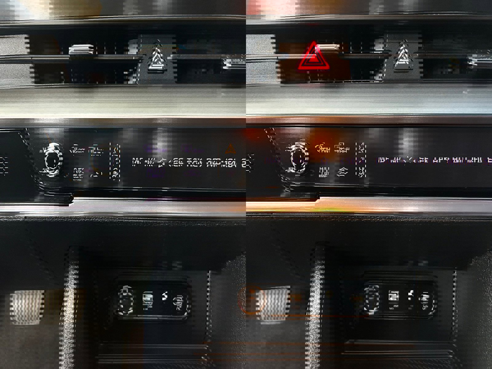 Used 2023 Kia Sportage EX image 22