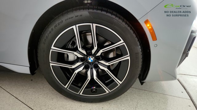 Used 2025 BMW 740i RWD image 80
