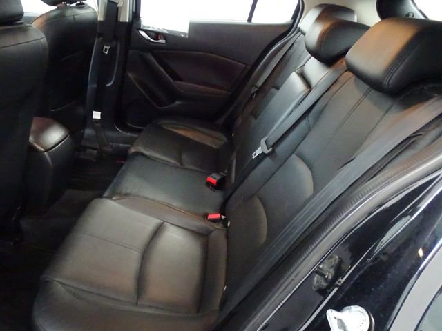 Used 2017 MAZDA MAZDA3 Grand Touring w/ Premium Equipment Package image 4