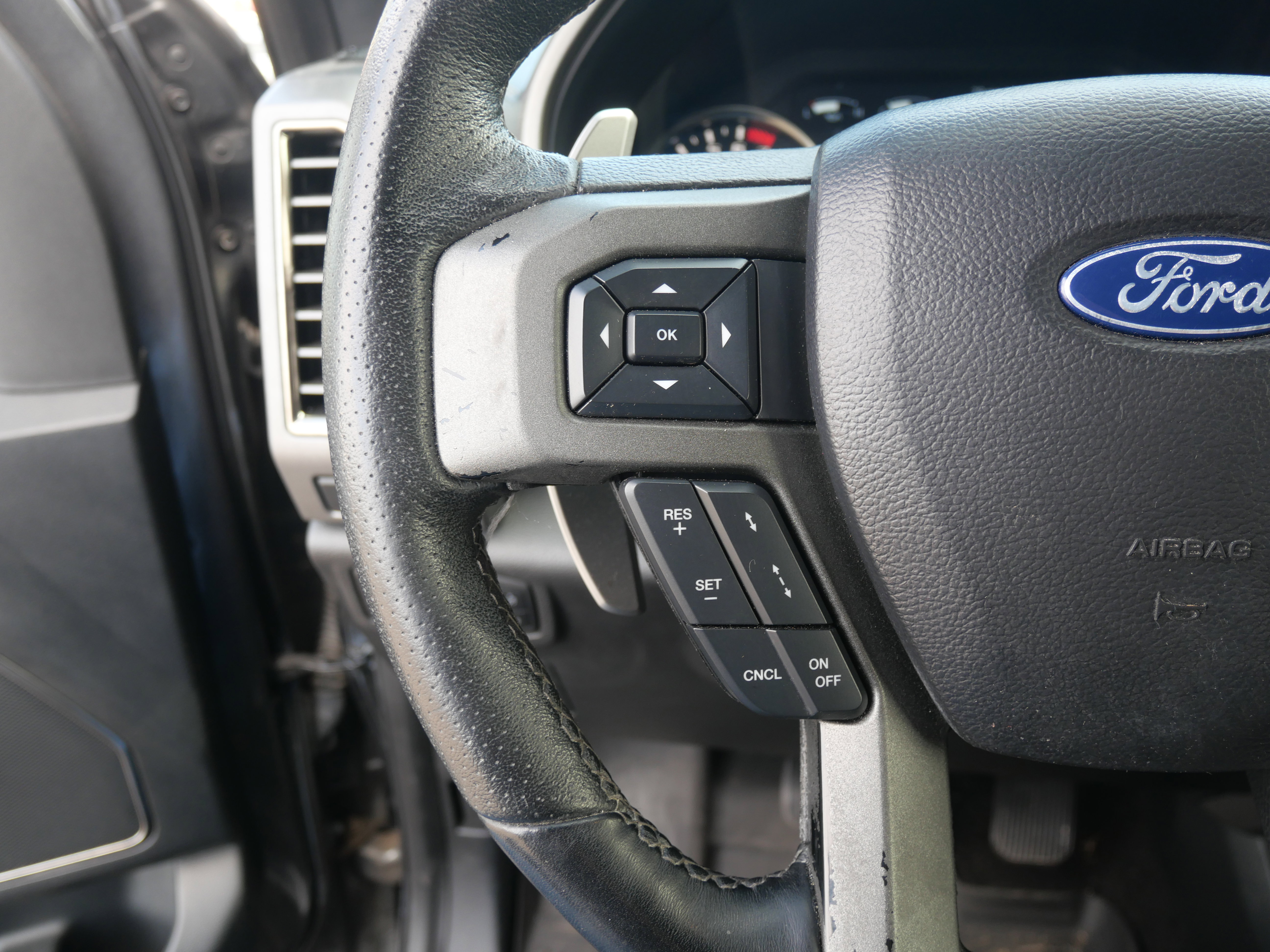 Used 2020 Ford F150 Raptor w/ Equipment Group 802A Luxury image 14