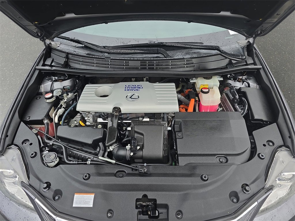 Used 2015 Lexus CT 200h image 29