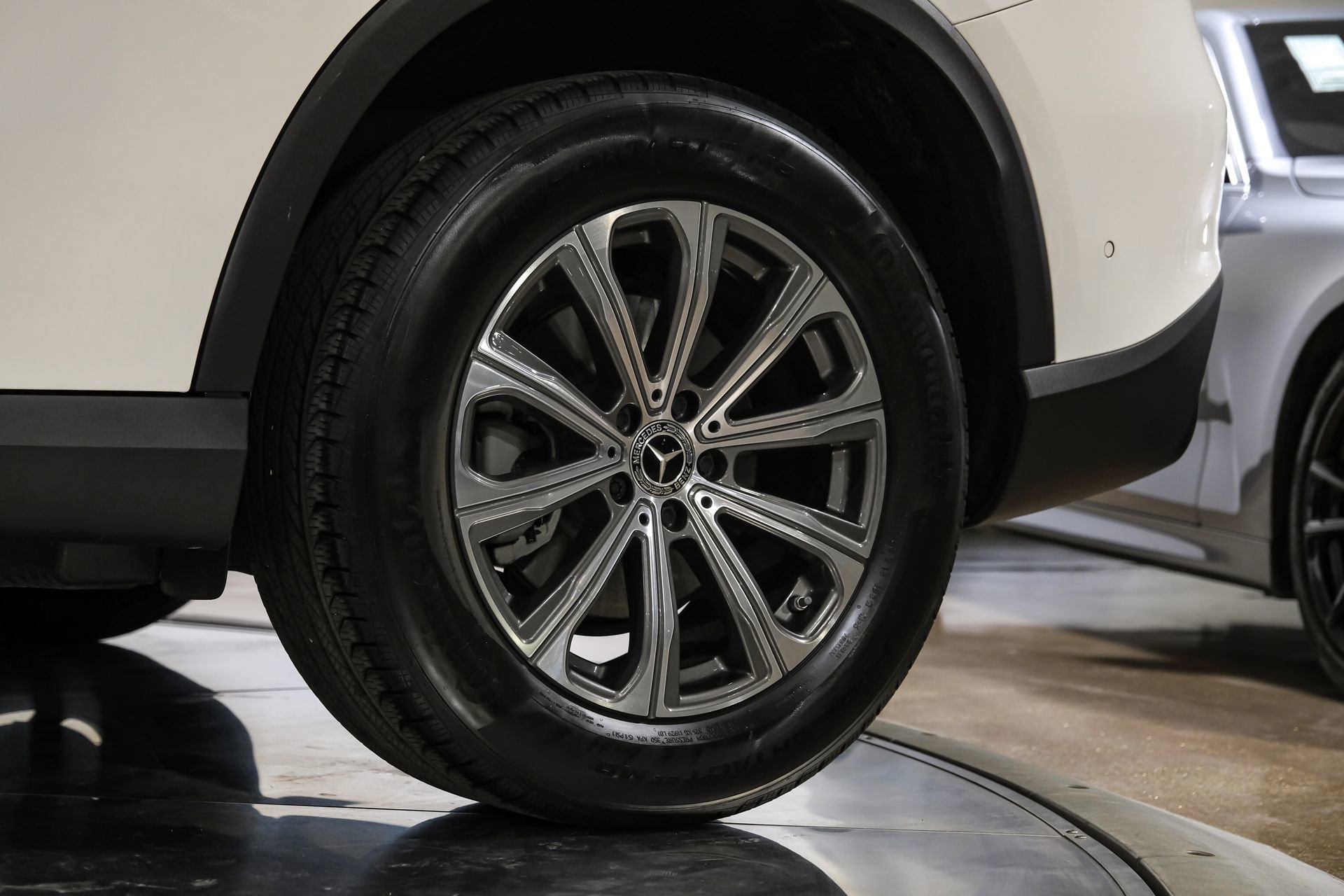 Used 2024 Mercedes-Benz GLC 300 image 60