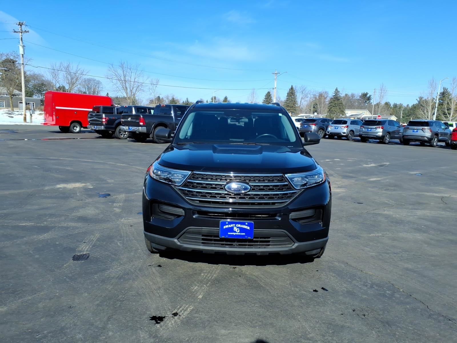 Used 2022 Ford Explorer XLT image 9