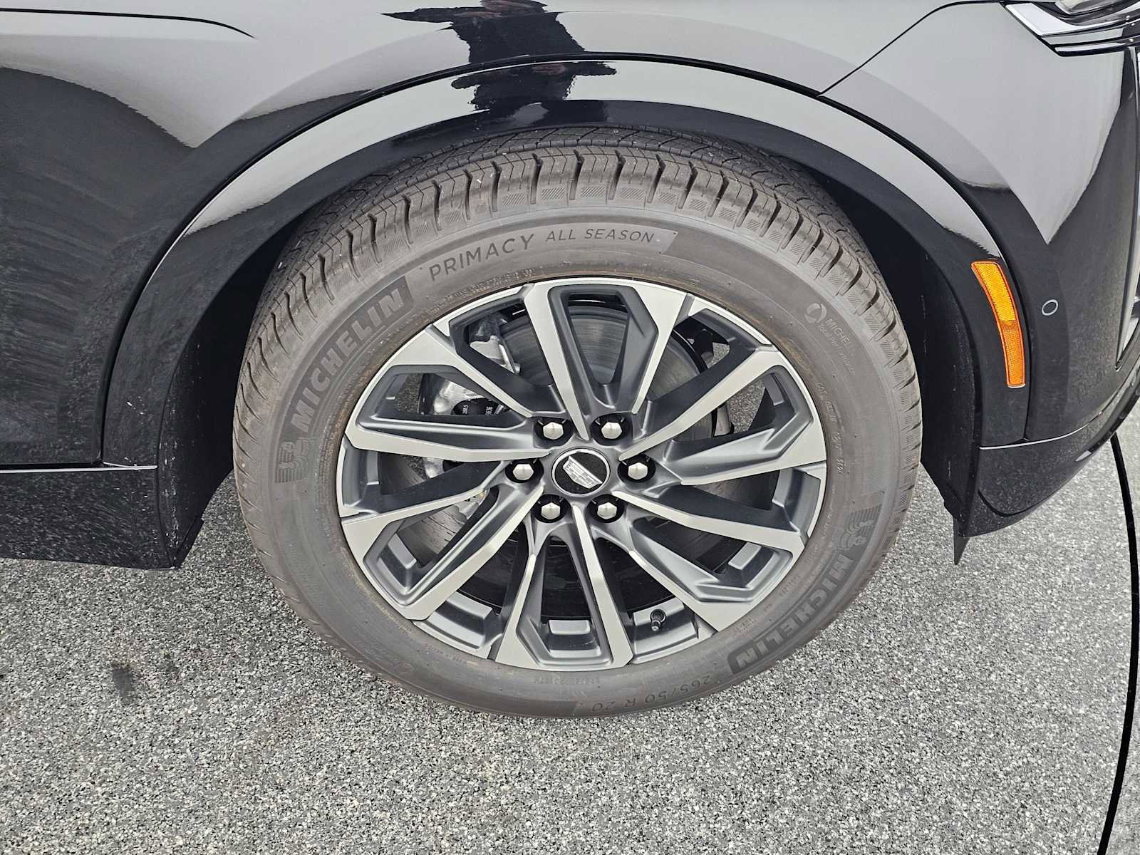 New 2026 Cadillac Lyriq Sport image 9