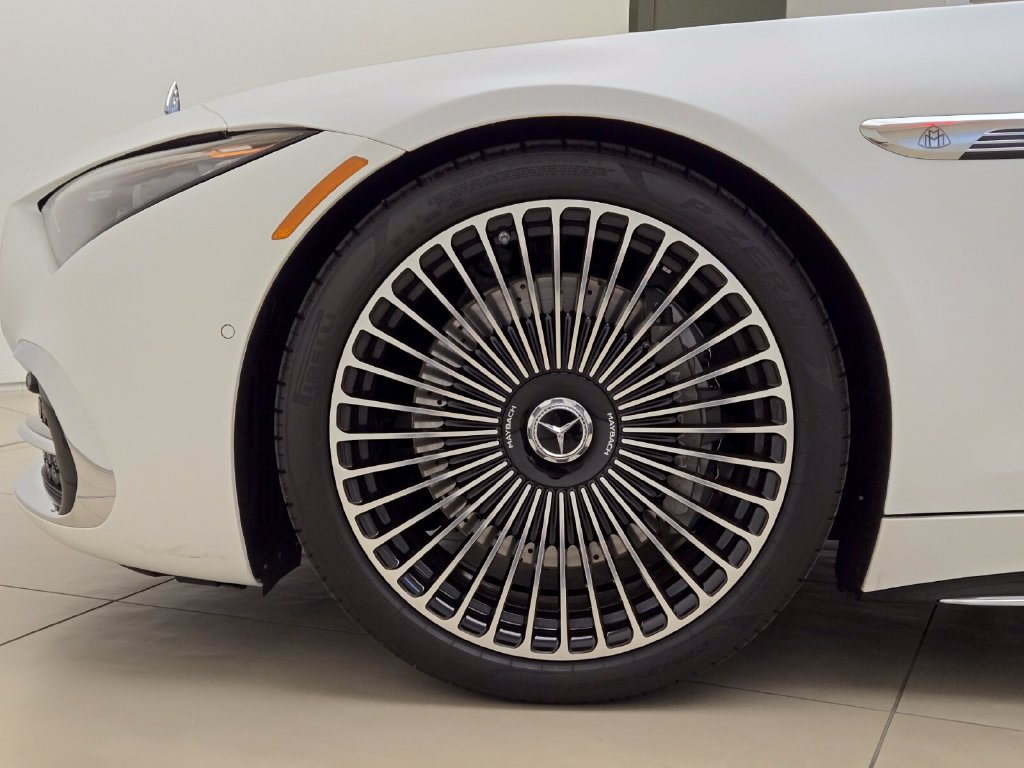 Used 2026 Mercedes-Benz Maybach SL 680 image 13