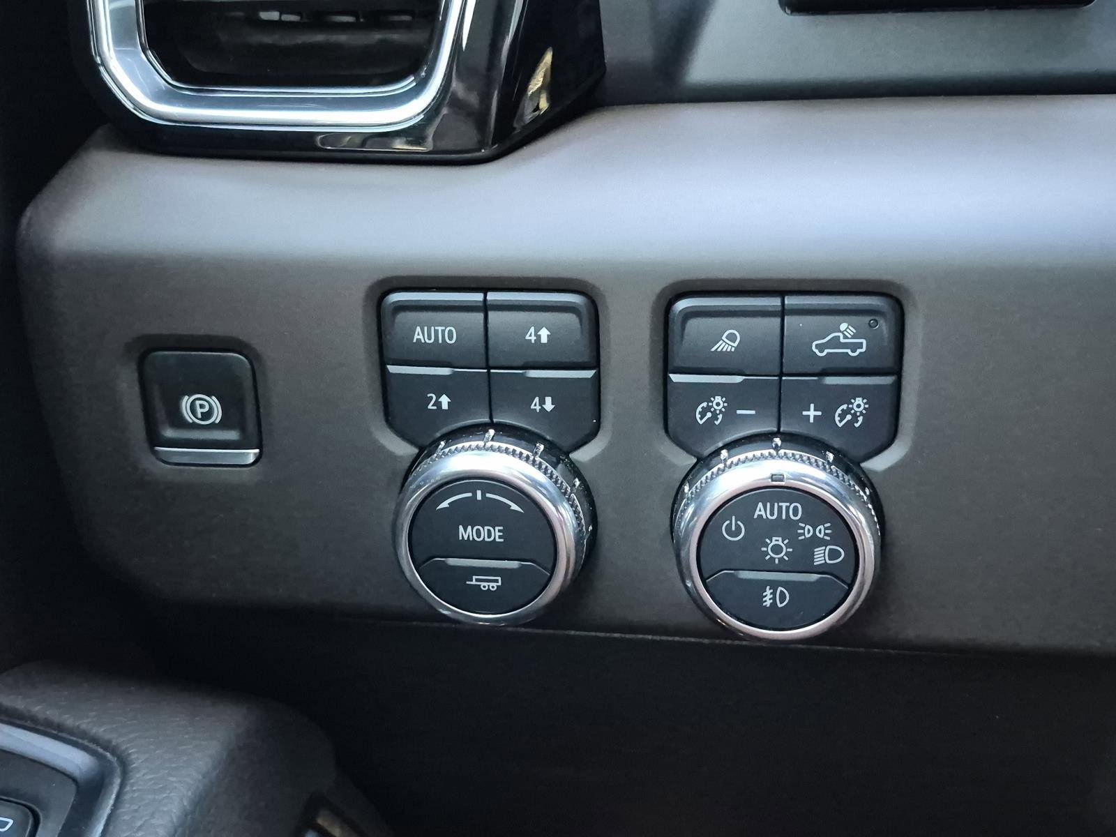 Certified 2025 GMC Sierra 1500 Denali w/ Denali Reserve Package AWD/4WD image 20