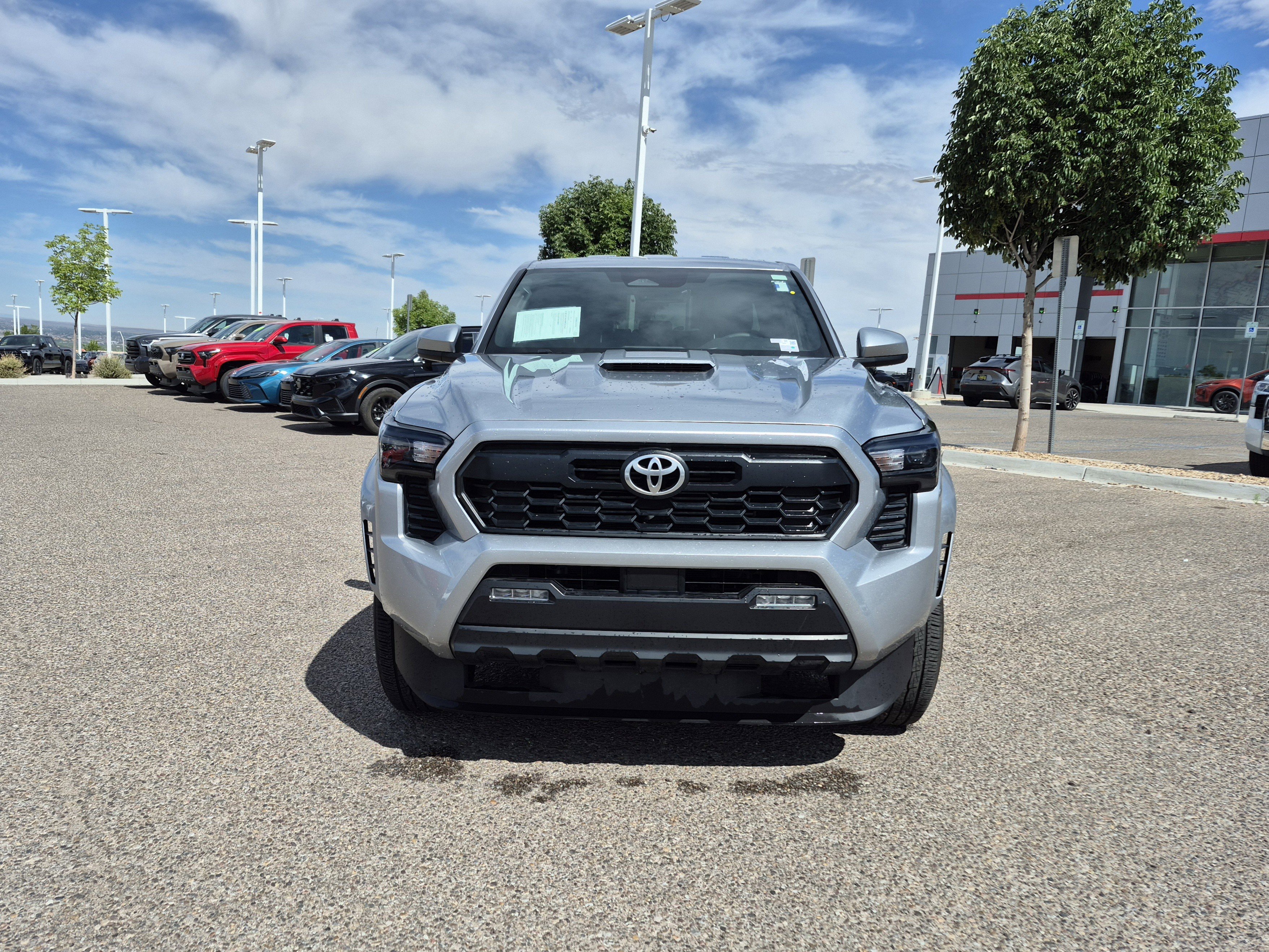 Certified 2025 Toyota Tacoma TRD Sport AWD/4WD image 8