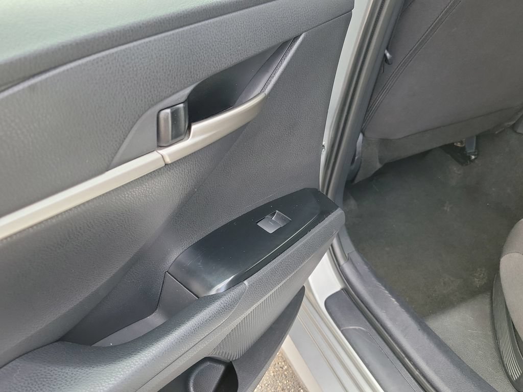 Used 2025 Toyota Camry LE FWD image 20