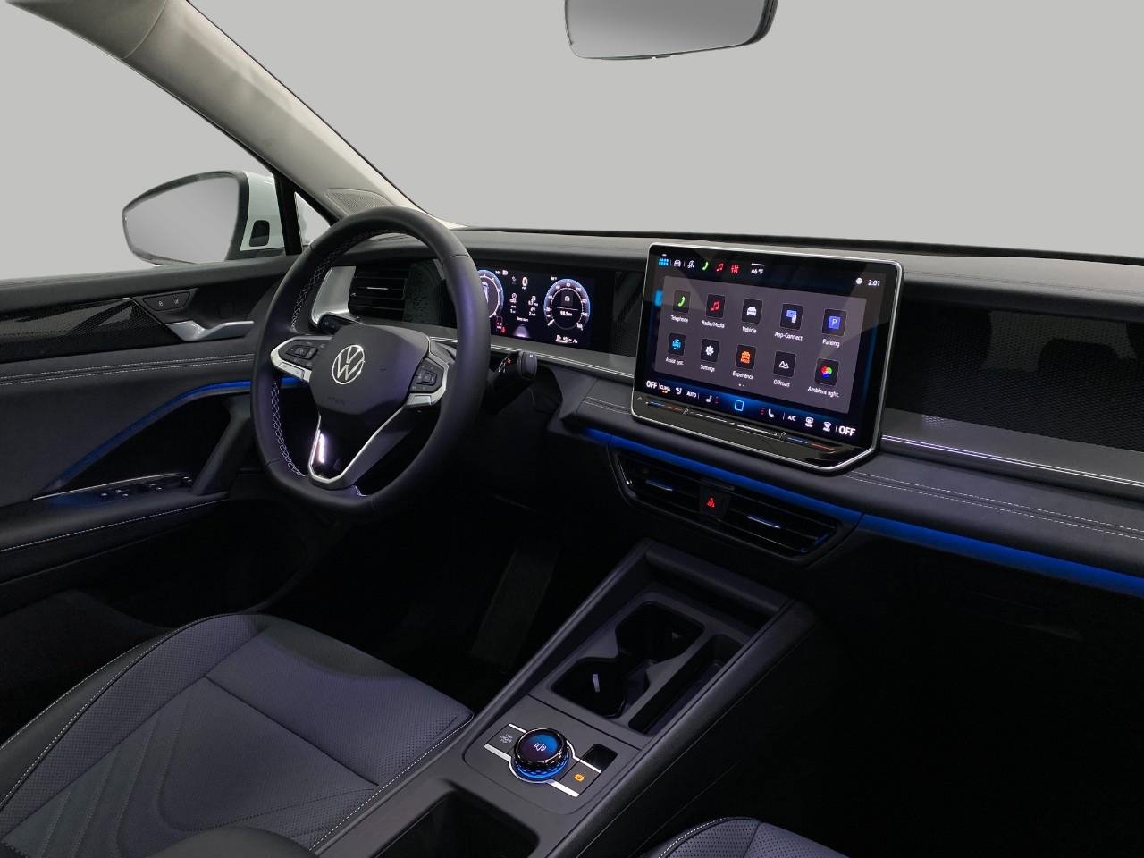 New 2026 Volkswagen Tiguan SE image 18