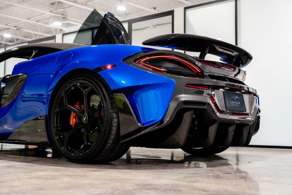 Used 2019 McLaren 600LT RWD image 26