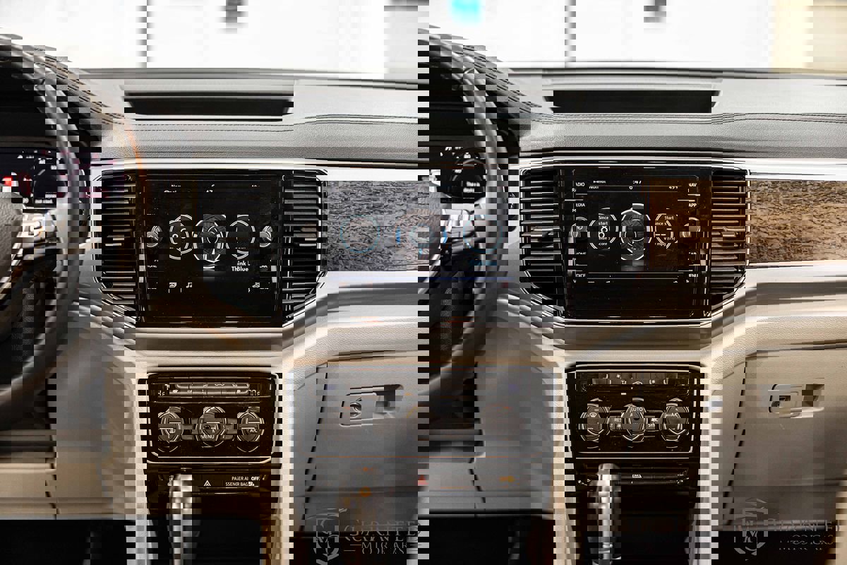 Used 2019 Volkswagen Atlas SEL Premium image 36