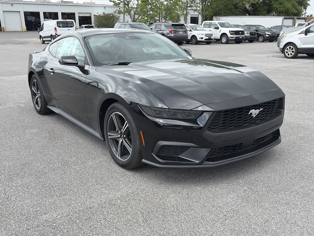 Used 2025 Ford Mustang Premium RWD image 9