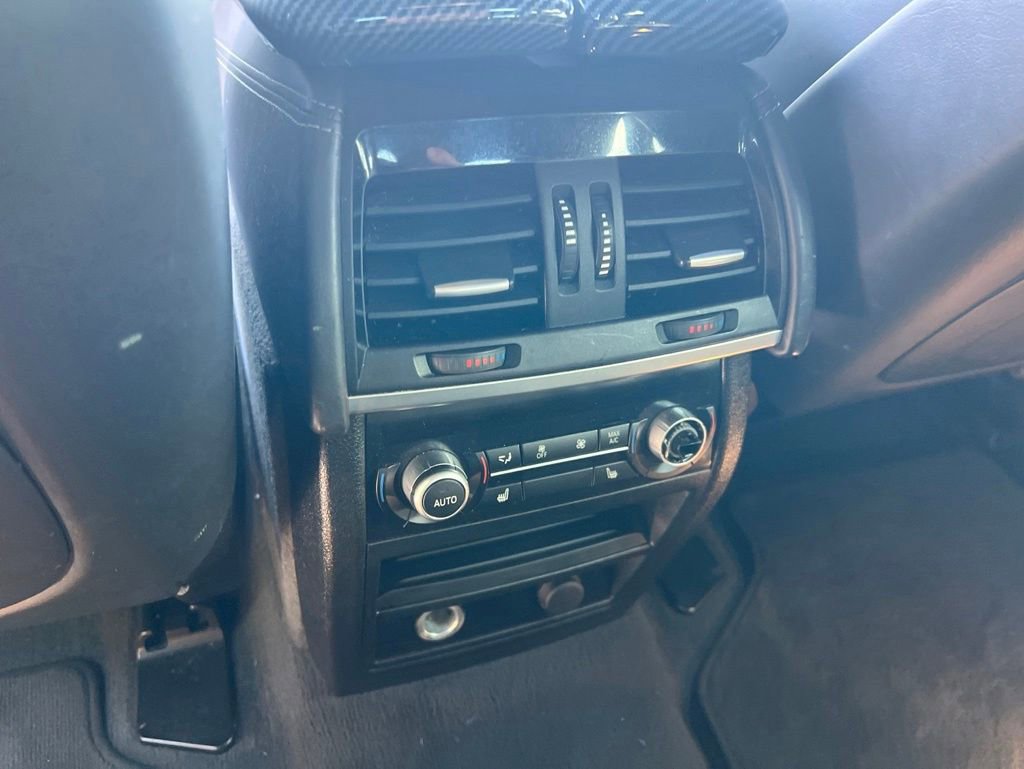 Used 2017 BMW X6 M AWD/4WD image 38