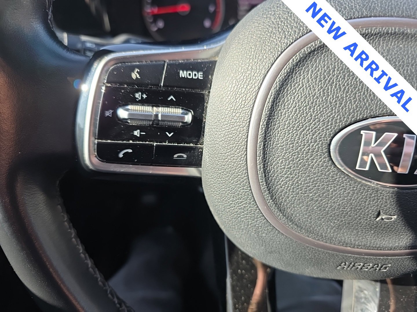 Used 2021 Kia Sorento S image 12