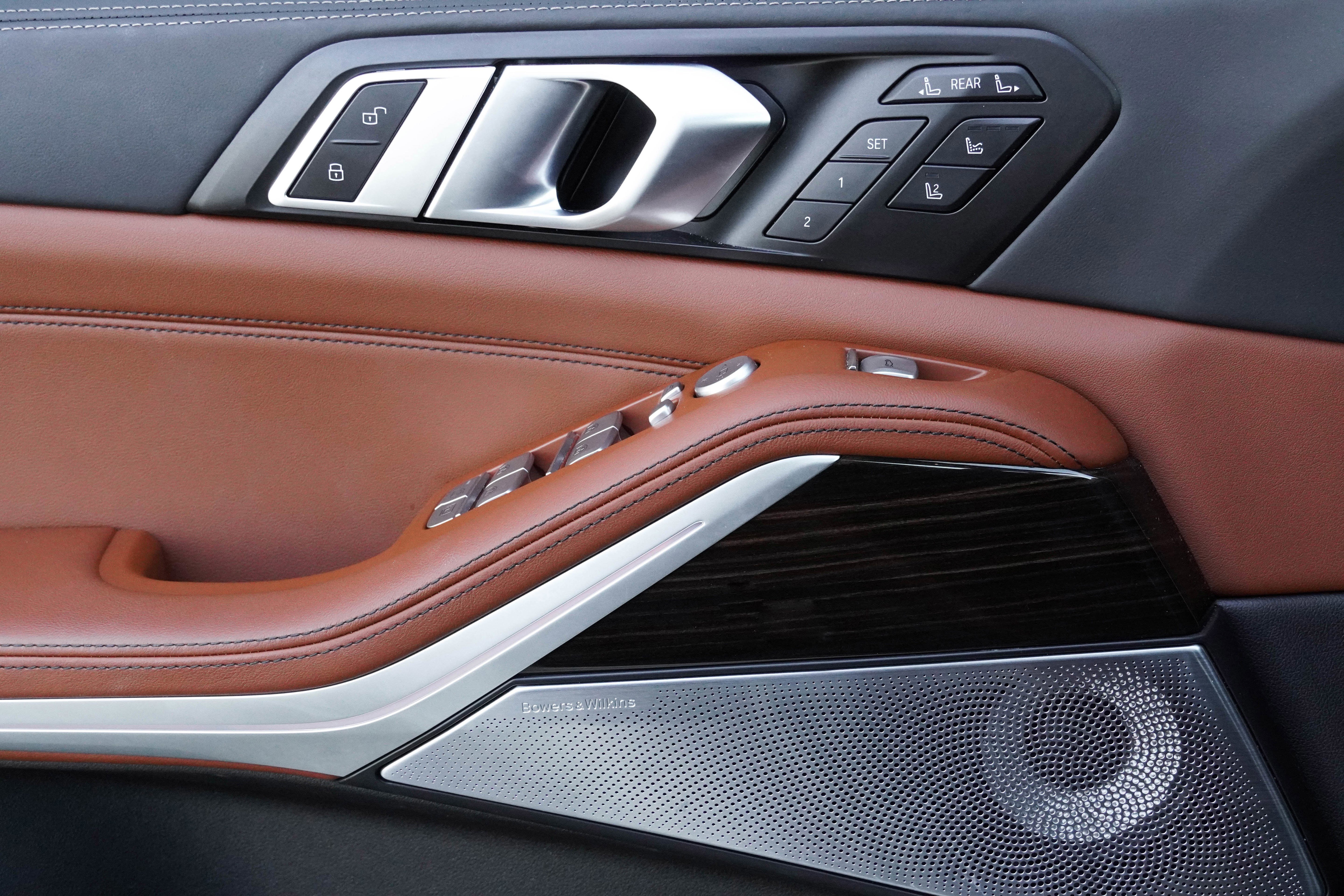 Certified 2024 BMW X7 M60i w/ Executive Package image 16