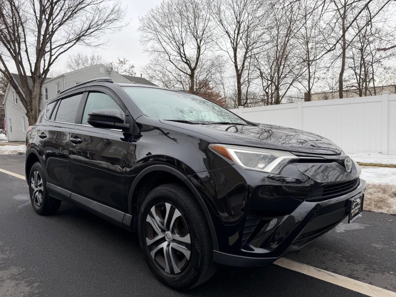 Used 2017 Toyota RAV4 LE w/ Carpet Mat Package image 4