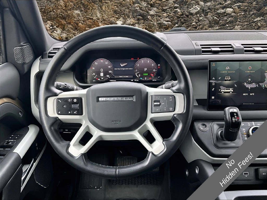 Used 2024 Land Rover Defender 110 SE AWD/4WD image 5