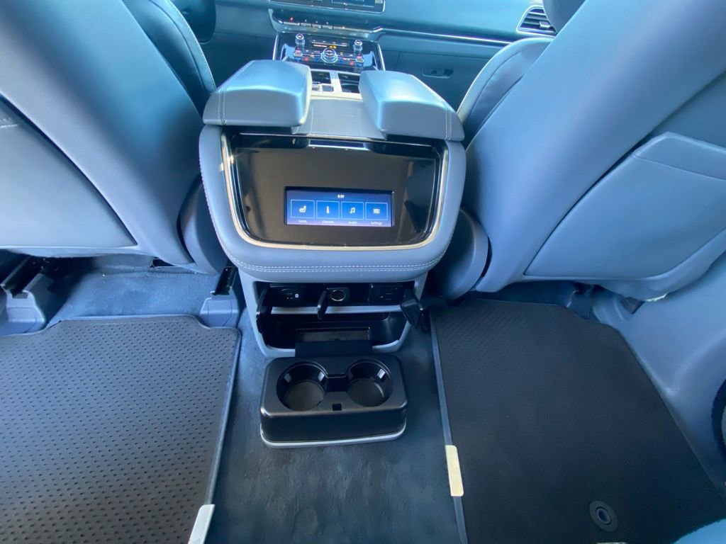 Used 2022 Lincoln Navigator Black Label image 23