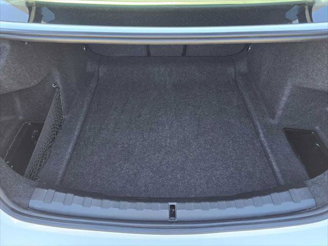 Used 2025 BMW 330i xDrive Sedan image 16