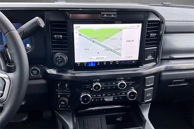 New 2026 Ford F250 Lariat w/ Black Appearance Package image 7