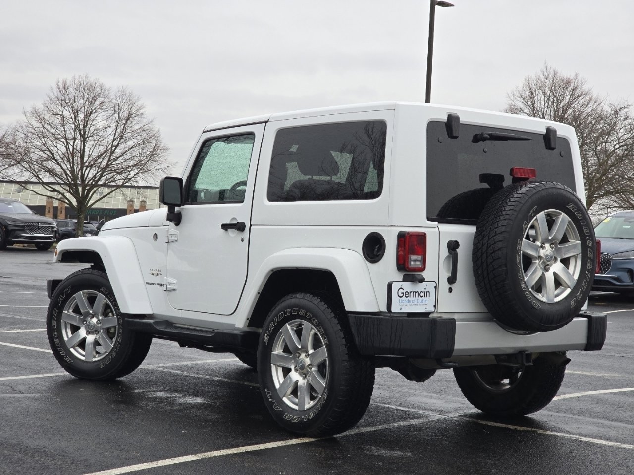 Used 2018 Jeep Wrangler Sahara w/ Connectivity Group image 16