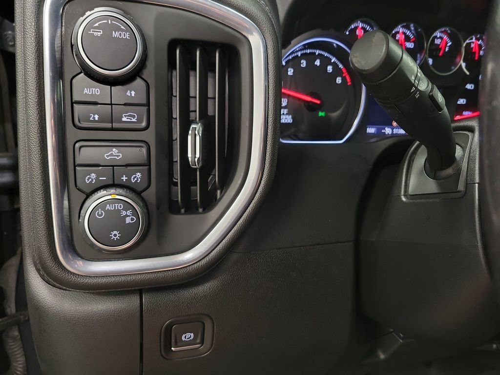 Used 2021 Chevrolet Silverado 1500 LT AWD/4WD image 29