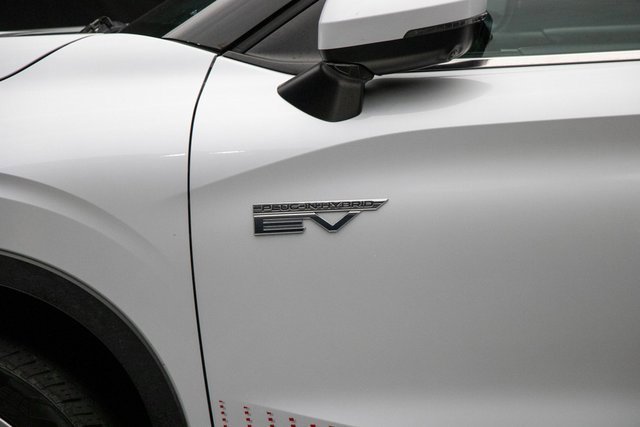 Used 2024 Mitsubishi Outlander SE image 10