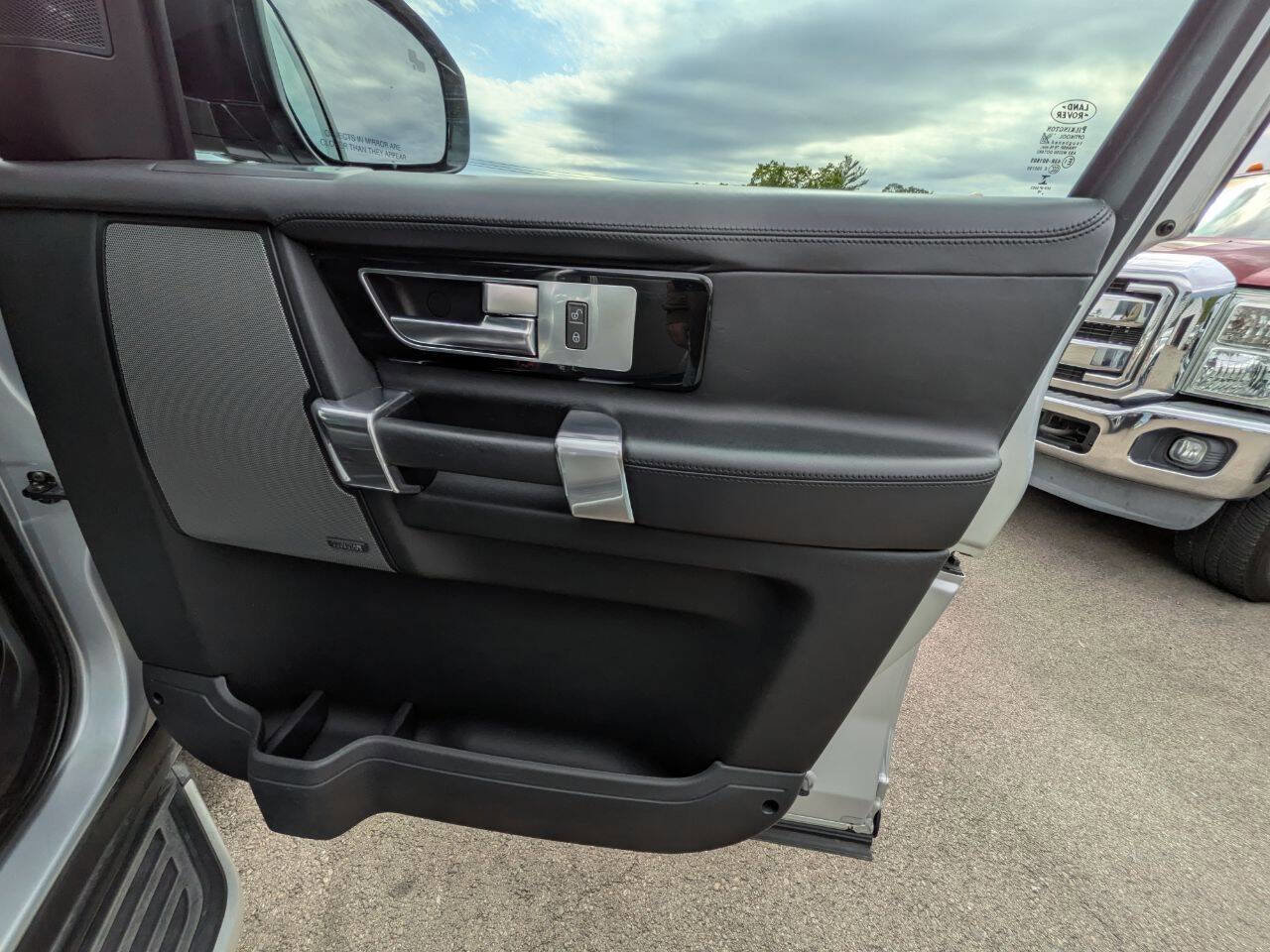 Used 2016 Land Rover LR4 HSE LUX AWD/4WD image 20