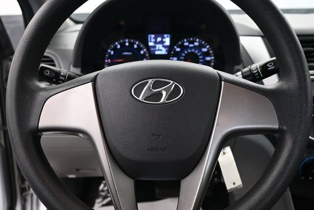 Used 2016 Hyundai Accent SE FWD image 23