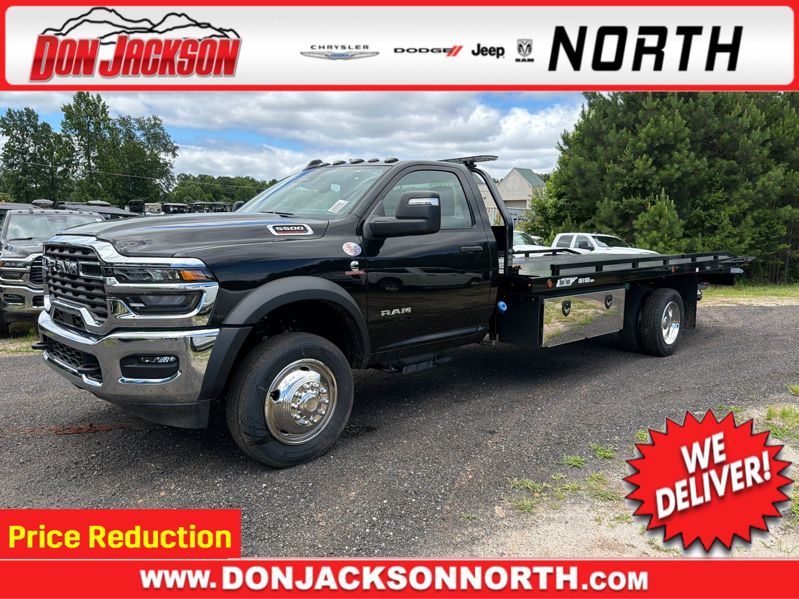 New 2025 RAM 5500 4x4 Regular Cab
