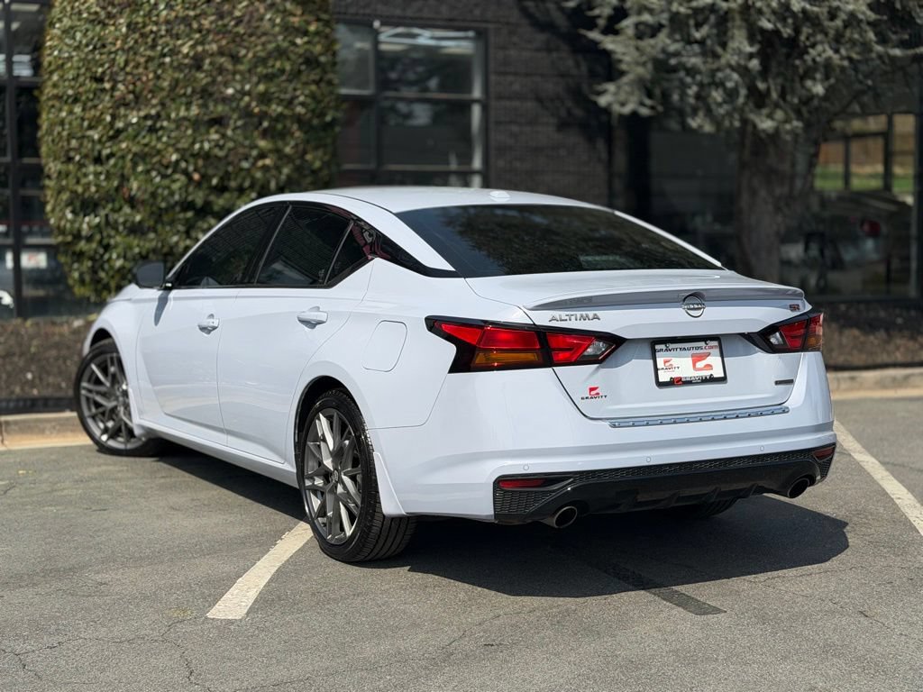 Used 2023 Nissan Altima 2.0 SR FWD image 19