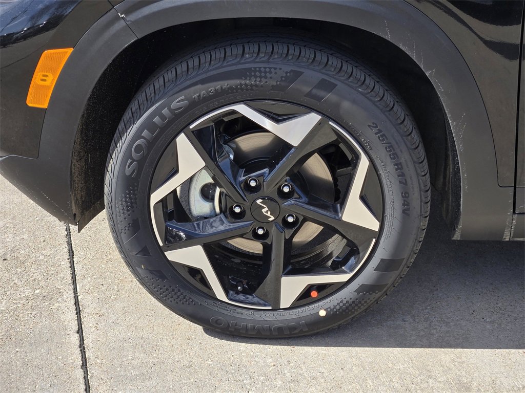 New 2026 Kia Seltos S image 8