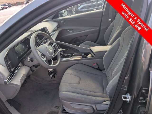 Certified 2024 Hyundai Elantra SE FWD image 16