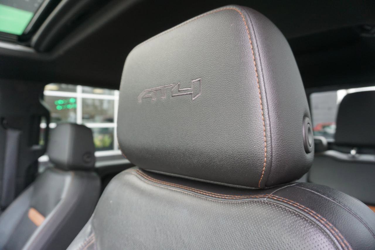 Used 2020 GMC Sierra 2500 AT4 w/ AT4 Premium Package image 16