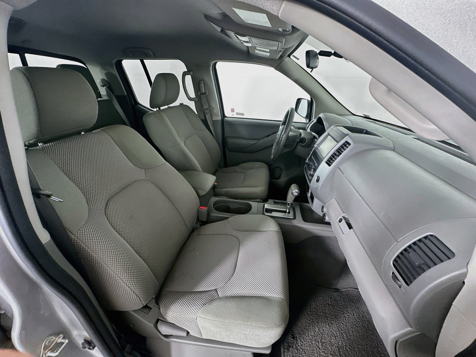 Used 2019 Nissan Frontier SV RWD image 28