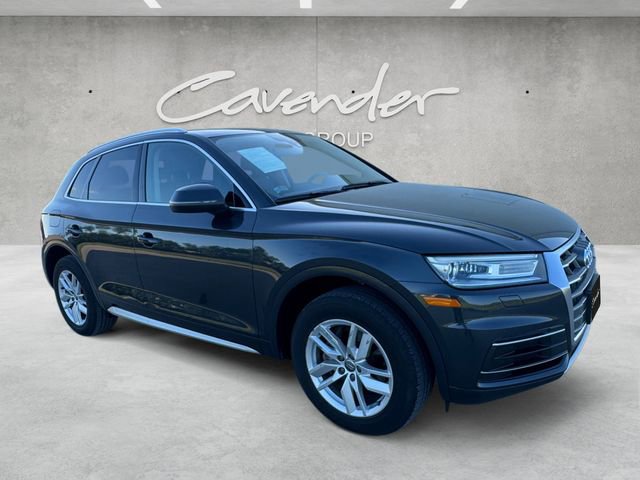 Used 2020 Audi Q5 2.0T Premium w/ Convenience Package AWD/4WD image 2