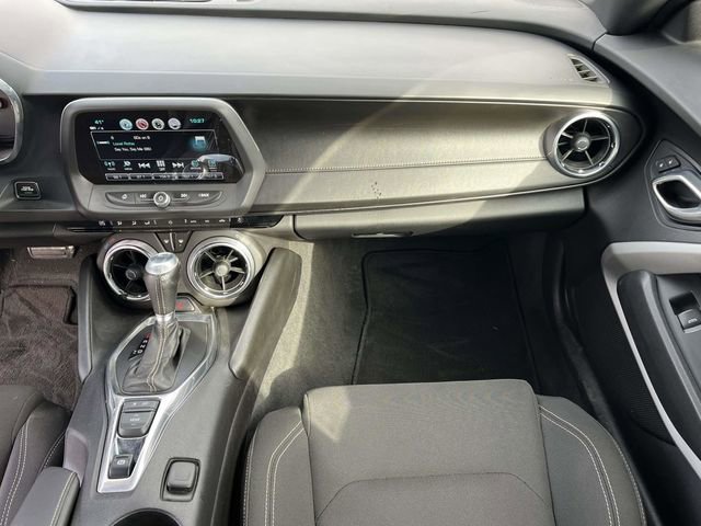 Used 2017 Chevrolet Camaro SS image 17