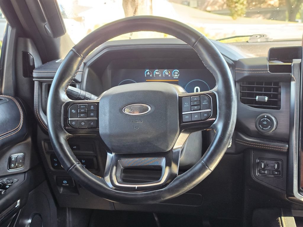 Used 2023 Ford Expedition Platinum RWD image 20