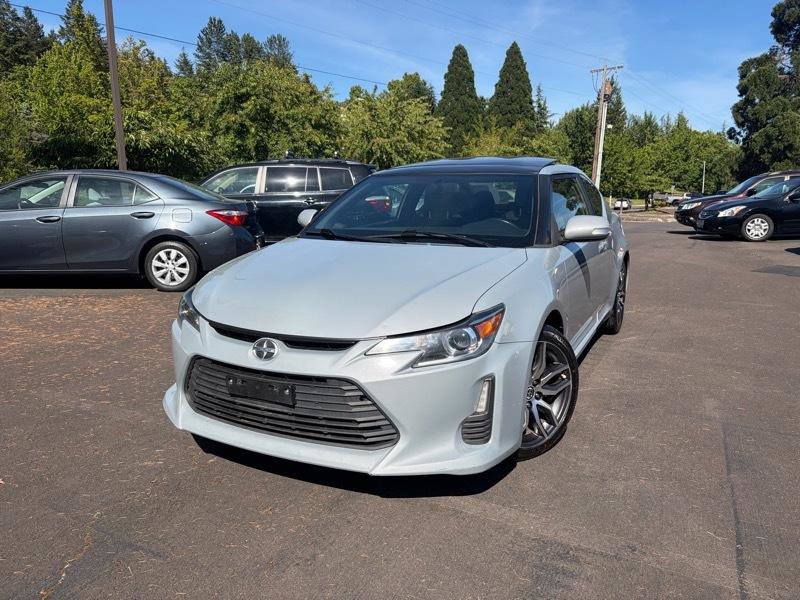 Used 2015 Scion tC FWD image 2