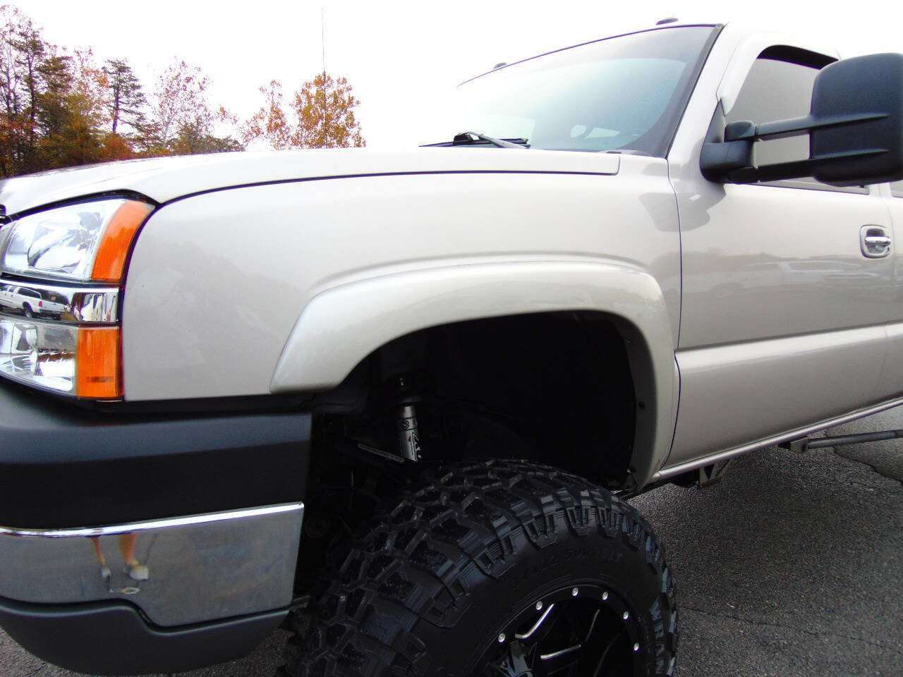 Used 2004 Chevrolet Silverado 2500 LT w/ Heavy-Duty Power Package image 26