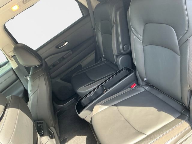 Used 2024 Nissan Pathfinder SL w/ SL Premium Package AWD/4WD image 14