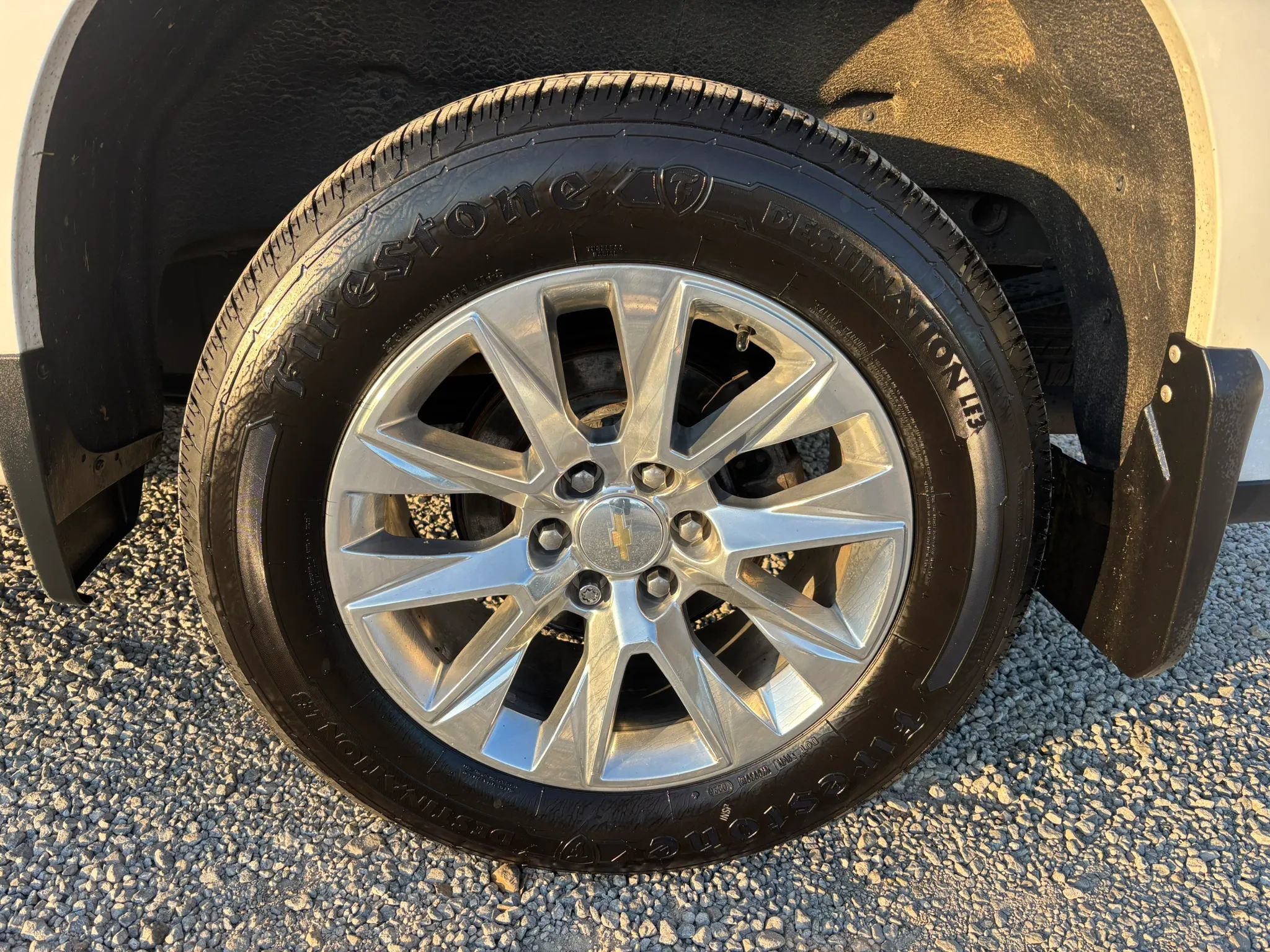 Used 2021 Chevrolet Silverado 1500 LTZ AWD/4WD image 2