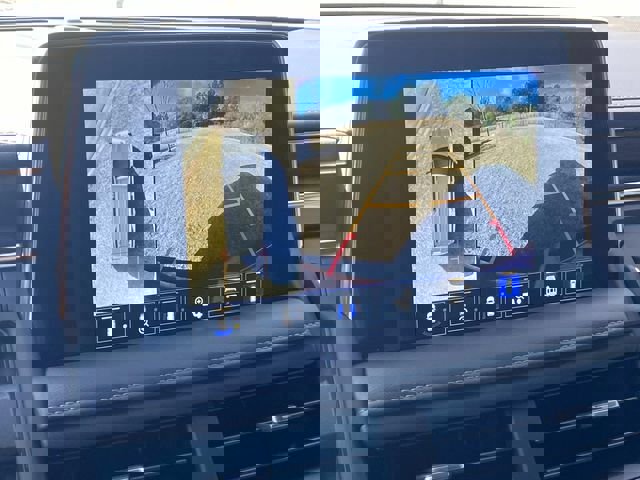 Used 2022 Chevrolet Tahoe Z71 w/ Luxury Package image 29