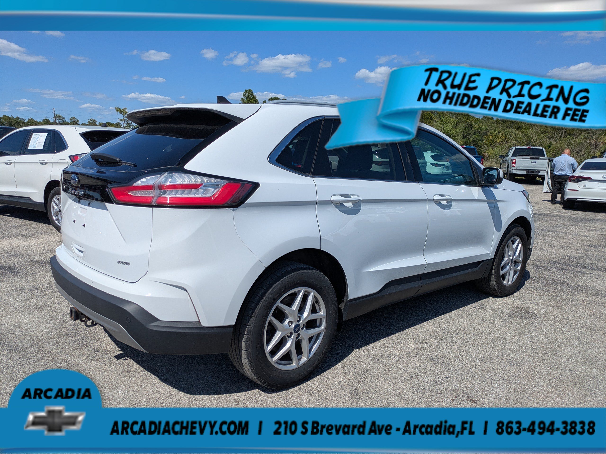 Used 2022 Ford Edge SEL w/ Convenience Package AWD/4WD image 4