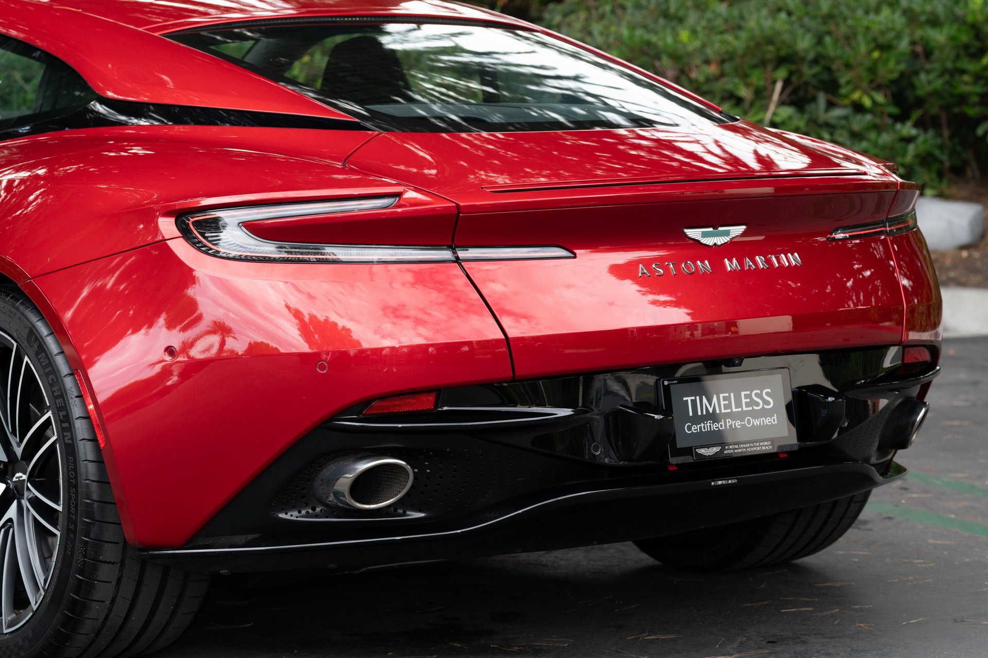 Used 2024 Aston Martin DB12 Coupe image 24