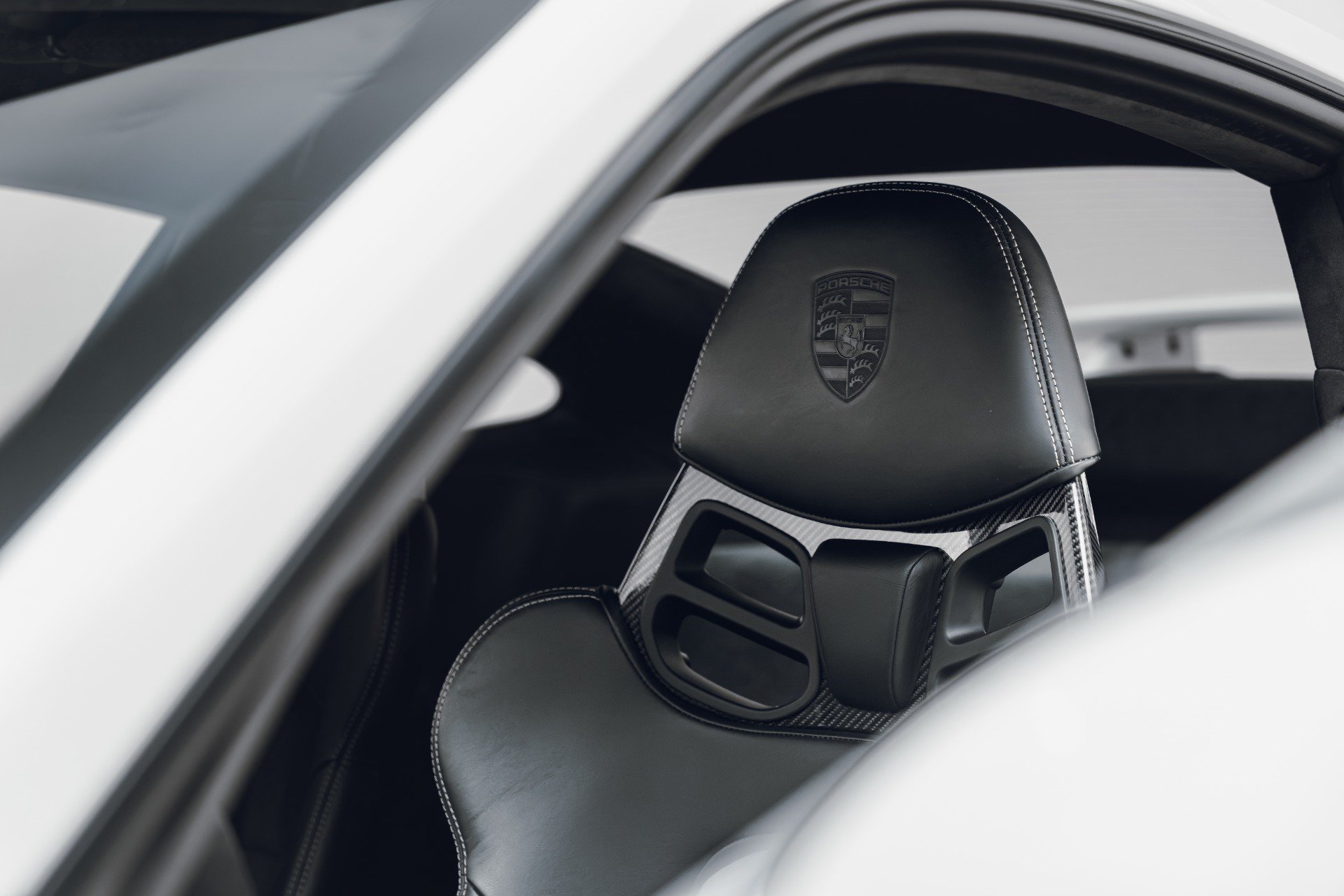Used 2018 Porsche 911 GT3 RWD image 32